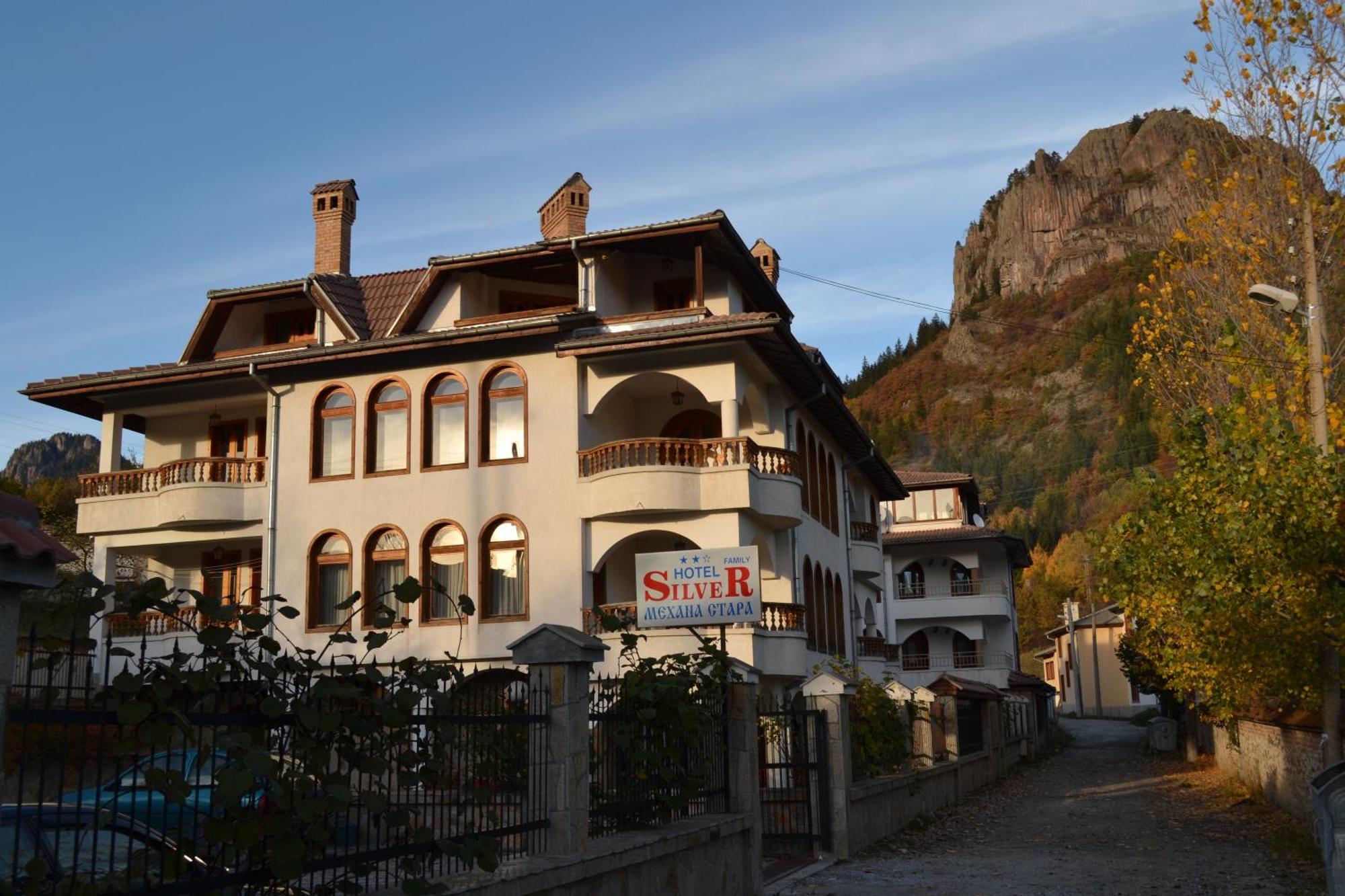 סמוליאן Family Hotel Silver מראה חיצוני תמונה