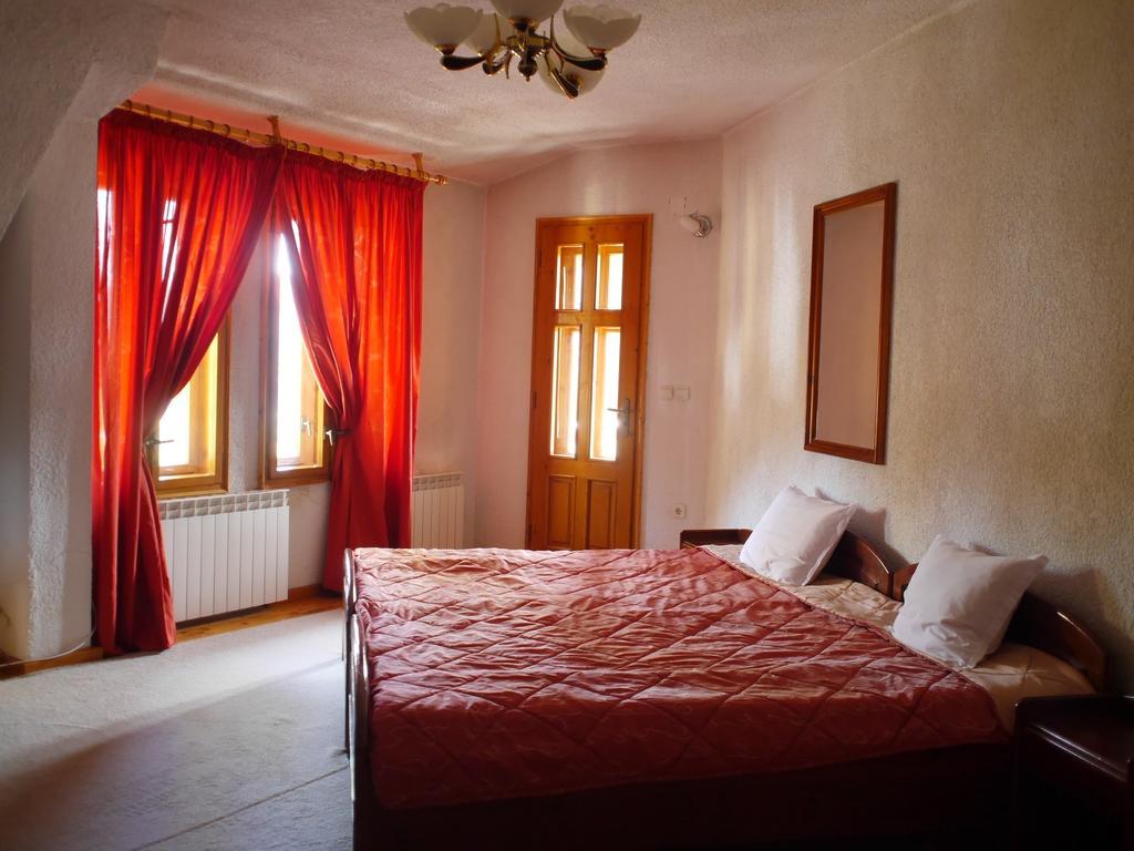 סמוליאן Family Hotel Silver מראה חיצוני תמונה